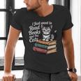 Retro I Just Want To Read Books And Pet Cats Cat For Men Women Kids Men's V-Neck T-Shirt Retro I Just Want To Read Books And Pet Cats Cat For Men Women Kids Men's V-Neck T-Shirt