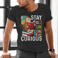 Stay Curious Monkey Reading Book Lover Bookworm Men's V-Neck T-Shirt