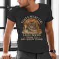 That’s What I Do I Read Books Reading Bookworm Reader Men's V-Neck T-Shirt That’s What I Do I Read Books Reading Bookworm Reader Men's V-Neck T-Shirt