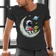 UFO Alien Astronaut Reading Book In Space Men's V-Neck T-Shirt UFO Alien Astronaut Reading Book In Space Men's V-Neck T-Shirt