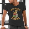 Wild About Reading Cute Leopard Teacher Kids Book Lover Men's V-Neck T-Shirt