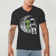 Astronaut Reading Book To Alien Moon Space Women Kids Men Men's V-Neck T-Shirt