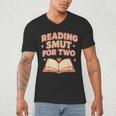 Book Lover Pregnancy Announcement Reveal Smut Men's V-Neck T-Shirt