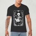 Book Lover The Reader Tarot Card Skeleton Reading Men's V-Neck T-Shirt
