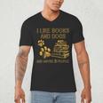 I Like Books And Dogs And Maybe 3 People Vintage Sayin Men's V-Neck T-Shirt I Like Books And Dogs And Maybe 3 People Vintage Sayin Men's V-Neck T-Shirt
