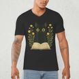 Cat Reading Book Flowers Men's V-Neck T-Shirt Cat Reading Book Flowers Men's V-Neck T-Shirt
