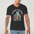 Retro I Just Want To Read Books And Pet Cats Men's V-Neck T-Shirt Retro I Just Want To Read Books And Pet Cats Men's V-Neck T-Shirt