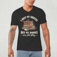 Romantasy I Dust My Shelves But My Books Are Still Filthy Men's V-Neck T-Shirt