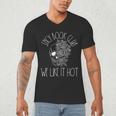 Spicy Book Club Women Dark Romance Lover Bookish Skeleton Men's V-Neck T-Shirt