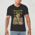 Unearth a Story Triceratops Dinosaur Reading Books Cute Dino Men's V-Neck T-Shirt