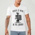 Halloween Skeleton Pun Book Lover Library Joke Men's V-Neck T-Shirt