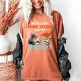 BOOKS AND MAINE COONS ARE MY THERAPY Main Coon Women's Comfort Colors T-Shirt Yam
