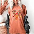 Christmas Librarian Reindeer Xmas Book Teachers Love Reading Women's Comfort Colors T-Shirt Yam