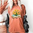 Daffodils Flowers Book Floral Women's Comfort Colors T-Shirt Yam
