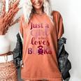 JUST A GIRL WHO LOVES BOOKS LIBRARIAN BOOK LOVERS BOOKWORM Women's Comfort Colors T-Shirt Yam JUST A GIRL WHO LOVES BOOKS LIBRARIAN BOOK LOVERS BOOKWORM Women's Comfort Colors T-Shirt Yam