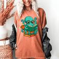 Octopus Reading Book Reading Bookworm Reader Women's Comfort Colors T-Shirt Yam