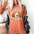 Read More Books Teacher Halloween Men Women Women's Comfort Colors T-Shirt Yam