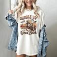 Bookish Retro Western Cowgirl Texas Book Lover Novel Reader Women's Comfort Colors T-Shirt Ivory