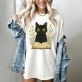 Cat Reading Book Flowers Women's Comfort Colors T-Shirt Ivory