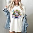 Color Our World Summer Reading 2025 Cute Book Wildflowers Women's Comfort Colors T-Shirt Ivory