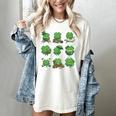 Cute Shamrock Reading St Patricks Day Teacher Book Lovers Women's Comfort Colors T-Shirt Ivory