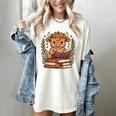 Highland Cow Reading Book Graphic Cow With Book Floral Women's Comfort Colors T-Shirt Ivory Highland Cow Reading Book Graphic Cow With Book Floral Women's Comfort Colors T-Shirt Ivory