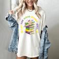 Let The Good Books Roll Mardi Gras Reading Women's Comfort Colors T-Shirt Ivory