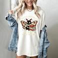 Read Books Be Kind Stay Weird Moth Coffee Lover Reading Women's Comfort Colors T-Shirt Ivory
