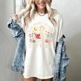Read Books Be Kind Stay Weird Skeleton Reading Book Women's Comfort Colors T-Shirt Ivory
