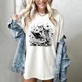 Skeleton Skull Halloween Book Reading Books Lover Teacher Women's Comfort Colors T-Shirt Ivory