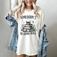 Somebody's Smut Reading Wife Smutty Book Lovers Women's Comfort Colors T-Shirt Ivory