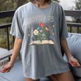Chapter 75th Birthday Bookworm 75 Years Old For Book Lovers Women's Comfort Colors T-Shirt Gray