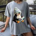 Cute Penguin Reading Book Faux-Crochet Print Women's Comfort Colors T-Shirt Gray