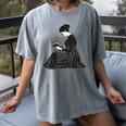 Emily Dickinson Reading A Book Women's Comfort Colors T-Shirt Gray Emily Dickinson Reading A Book Women's Comfort Colors T-Shirt Gray