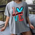 I Heart Books Love Reading Red And Stripe Animated Cat For Men Women Girls Kids Women's Comfort Colors T-Shirt Gray I Heart Books Love Reading Red And Stripe Animated Cat For Men Women Girls Kids Women's Comfort Colors T-Shirt Gray