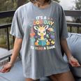 It's a Good Day To Read a Book Cute Giraffe Women's Comfort Colors T-Shirt Gray It's a Good Day To Read a Book Cute Giraffe Women's Comfort Colors T-Shirt Gray