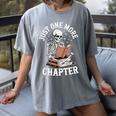 One More Chapter Skeleton Reading Books Lovers Readers Women's Comfort Colors T-Shirt Gray