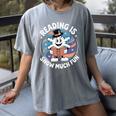 Reading Is Snow Much Fun Snowflake Top Hat Book Fan Winter Women's Comfort Colors T-Shirt Gray Reading Is Snow Much Fun Snowflake Top Hat Book Fan Winter Women's Comfort Colors T-Shirt Gray