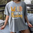 Wild About Reading Lover Bookworm Library Teacher Zoo Animal Women's Comfort Colors T-Shirt Gray