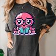 Adorable Book Lover Octopus With Reading Glasses Cute Women's Comfort Colors T-Shirt Pepper