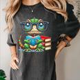 Book Lover Reading Iguana Women's Comfort Colors T-Shirt Pepper Book Lover Reading Iguana Women's Comfort Colors T-Shirt Pepper