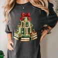 Christmas Book Tree Coquette Bow Xmas Reading Librarian Girl Women's Comfort Colors T-Shirt Pepper