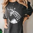 Cute Giraffe Wear Glasses Reading Book Librarian Bookworm Women's Comfort Colors T-Shirt Pepper