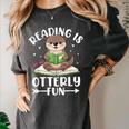 Cute Otter Reading Book Lover Sea Otters Animal Lover Women's Comfort Colors T-Shirt Pepper