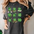Cute Shamrock Reading St Patricks Day Teacher Book Lovers Women's Comfort Colors T-Shirt Pepper
