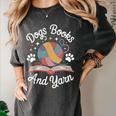 Dogs Books And Yarn Knitter Knitting Women's Comfort Colors T-Shirt Pepper