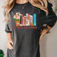 I'm With The Banned Books – Book Lover Librarian Reading Women's Comfort Colors T-Shirt Pepper