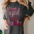 JUST A GIRL WHO LOVES BOOKS LIBRARIAN BOOK LOVERS BOOKWORM Women's Comfort Colors T-Shirt Pepper JUST A GIRL WHO LOVES BOOKS LIBRARIAN BOOK LOVERS BOOKWORM Women's Comfort Colors T-Shirt Pepper