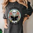 Reader Skeleton Read Books Be Kind Stay Weird Women's Comfort Colors T-Shirt Pepper