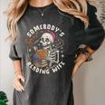 S Mut Book Spicy Romance Somebody's S Mut Reading Wife Women's Comfort Colors T-Shirt Pepper